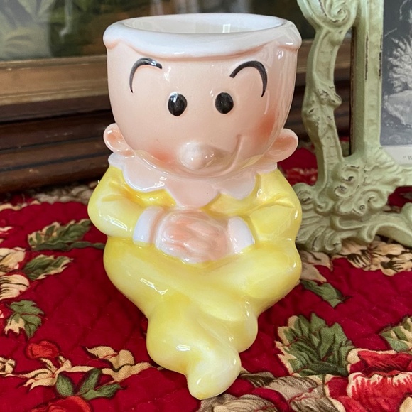 Baby Swee’ Pea Vintage 1980 Egg Cup - KMS
